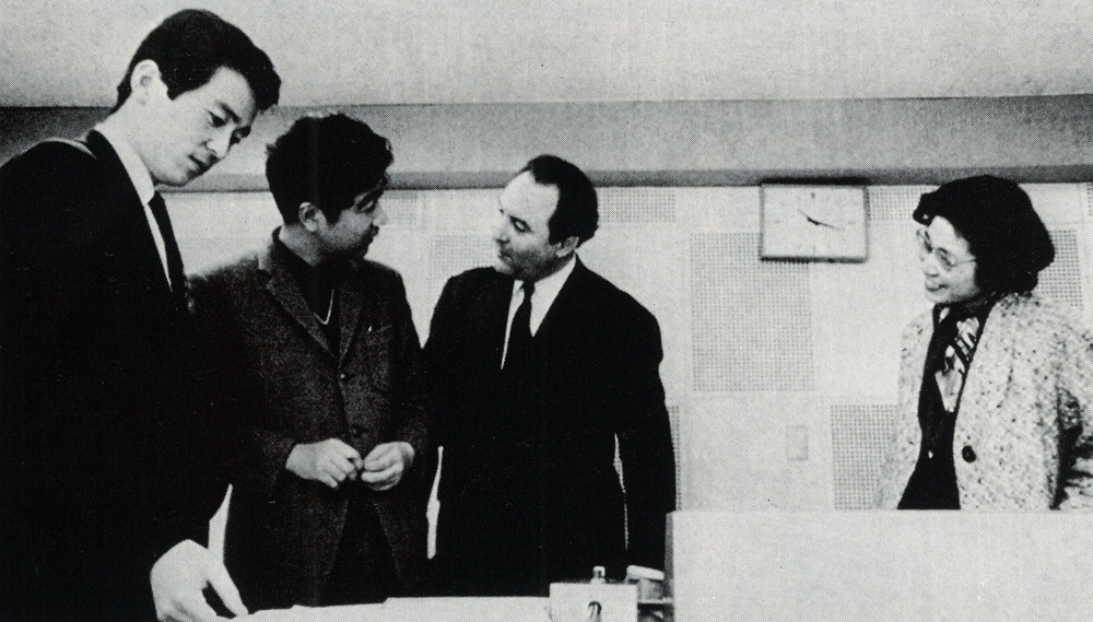 1967 ピエール・ランパル氏、井上二葉氏とレコーディングの打ち合わせ
